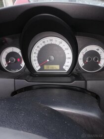 Kia ceed 1.6crdi - 8