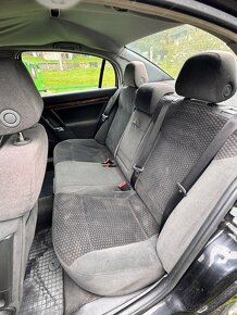 Prodám Opel Vectra C 2.2 dti r.v. 2003 92kw (125 koní). - 8