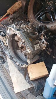 Náhradní díly z SsangYong Tivoli 1.6 XDI rok 2017 - 8