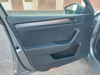 Škoda Superb 2.0 TDi 140kw 4x4 DSG Style PLUS mod.2020 - 8