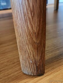 Starší dřevěný rozkládací stůl - 8