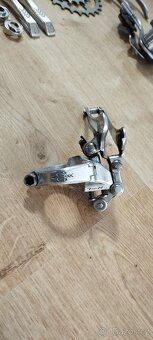 Prodám sadu dílů Shimano 105 Golden Arrow - 8