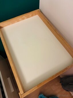 Přebalovací pult Ikea + příslušenství. Krásné - 8