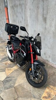 Honda Hornet CB 750 - 8