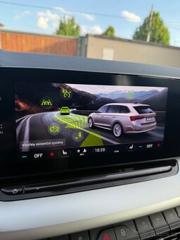Octavia iv styl 12/2021 2,0TDI - 8