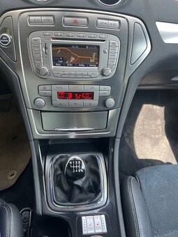 Ford Mondeo MK4 2.0 TDCi Titanium Hatchback - 8