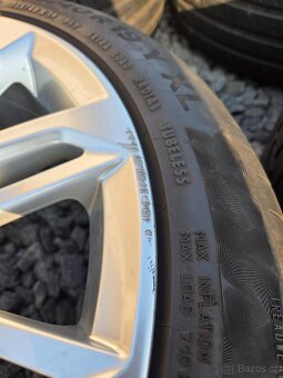 Alu kola Volkswagen 5x112 R19 8J ET44 pneu 235/40 - 8