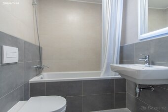 Pronájem bytu 2+kk 58 m² Nekvasilova, Praha - Karlín - 8