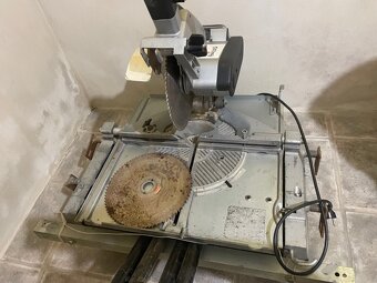 Prodám pokosovou kapovací pilu s funkcí stolní pily ELU TGS - 8