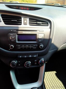 Kia cee'd 1.6 JD - 8