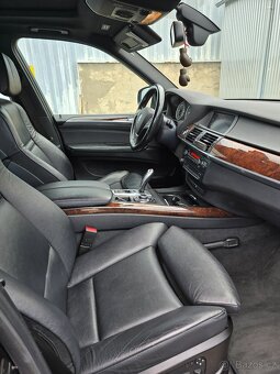 BMW X5 xDrive48i M paket - 8