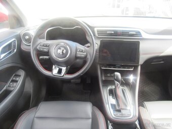 MG ZS 1,0i AT Exclusive - 8