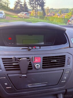 Citroën C4 Picasso, 1.6 benzin, servis. kniha - 8