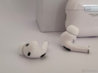 AirPods Pro 2 (USB-C) - 8