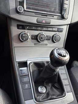 Volkswagen Passat b7 nafta - 8