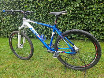 26" horské hliníkové kolo MRX, rám 18", hydraulika - 8