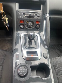 Peugeot 3008 - 8