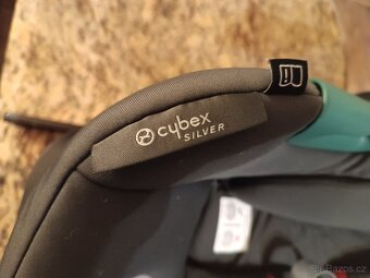 Prodám minimálně(6 měsíců v záruce) používanou autosedačku C - 8