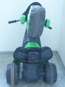 NABÍDKA V TOP STAVU HEZKÉ DĚTSKÉ ELEK. TROJKOLKY-MOTORKY 6V - 8