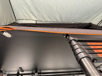 Střešní skořepinový Autostan Aroso Odenwald pro 4 osoby XXL - 8
