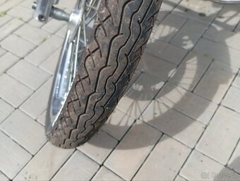 Kawasaki VN800A - 8