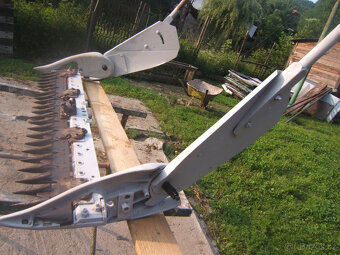 Lišta s kosou na MF-70 - 8