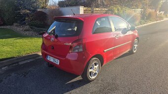 Toyota yaris 1.0 rv 2007 - 8