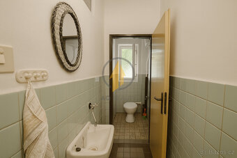 Prodej rodinného domu se zahradou a výhledem na Krkonoše v k - 8