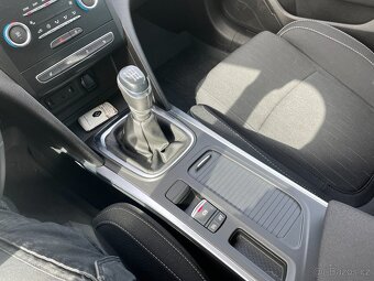Renault Megane 1,3 TCE Grandtour Limited r.20 32000km - 8