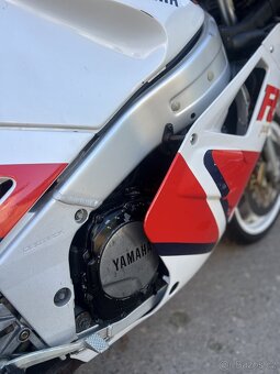 Yamaha FZR 1000 Genesis 1987 - 8