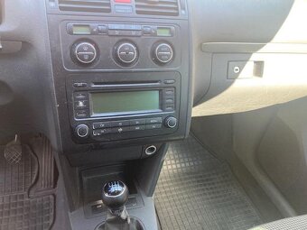 VW Touran - 8