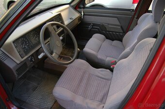 Škoda Favorit 135 LS - 8
