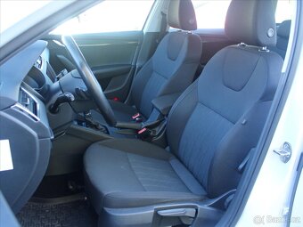 Škoda Octavia 2,0 TDi 110kW DSG Style Combi ČR 1.maj CR 7DSG - 8