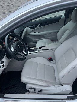 Mercedes Benz C 220 CDI 85000 km nové v ČR  - 8
