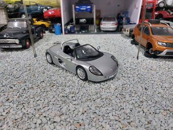 model auta Renault Spider sport 1999 Otto mobile 1:18 - 8