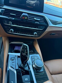 BMW G30 540i luxury line - 8