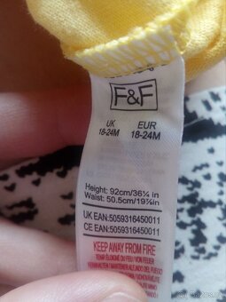 Prodam kratase vel.18/24 mes - vl.86/92.Fred end flo nove a - 8