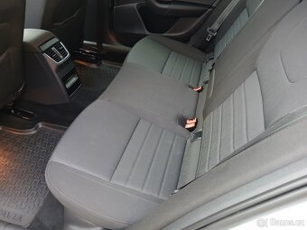 NÁDHERNÁ BENZÍN 2017 ELEGANCE ŠKODA OCTAVIA 3 1.4 TSI KOMBI - 8
