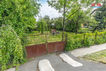 Prodej 1/4 podílu pozemku k bydlení, 822 m², Újezd nad Lesy - 8