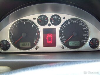 VW SHARAN 2.0 103kw Freestyle - 8