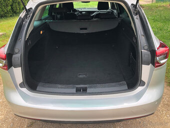 Opel Insignia 2,0 CDTi 125kw ,najeto 158774km - 8