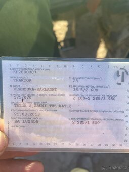Traktor Kioti EX 50 z čelním nakladačem - 8