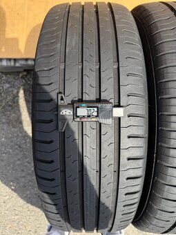 Zánovní letní pneu 215/60/17 Continental ContiEcoContact 5 - 8