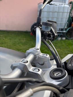 BMW R1200R - 8