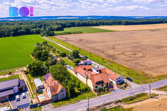 Prodej dvougeneračního rodinného domu, 442 m², pozemek 2 875 - 8