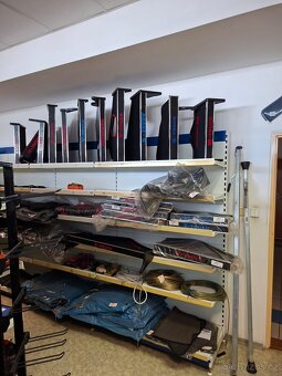 Prodám náhradní díly + autodoplňky pro kamiony. - 8