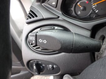 Ford Focus 1.6i Combi r.v.2003 (74 kw) stk:1/2027 - 8