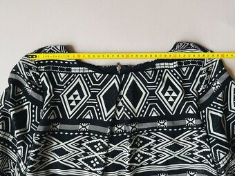 Dámské šaty / tunika, vel. M - 8