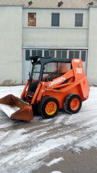 Locust 753 - 8