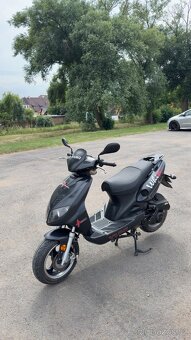 Prodám skútr Yuki - 8